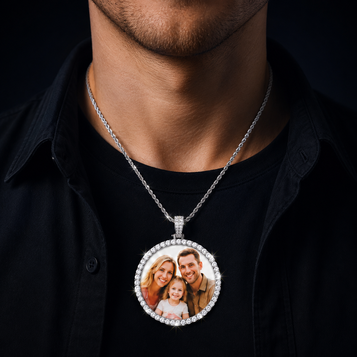 CARATIX 68.5mm Custom Photo Medallion Pendant Necklace