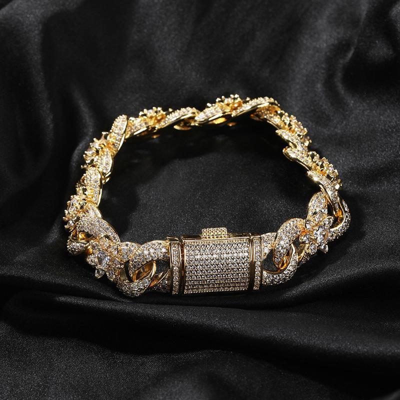 CARÁTIX – Iced Out Flower Infinity Round Cuban Link Chain Necklace | Hip Hop CZ Jewelry for Men & Women - CaratixJewelry