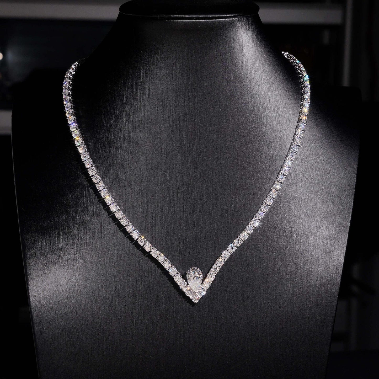 4mm Moissanite Tennis Chain with Cross & Praying Hands Pendant – S925 Sterling Silver Hip Hop Streetwear Jewelry - CaratixJewelry