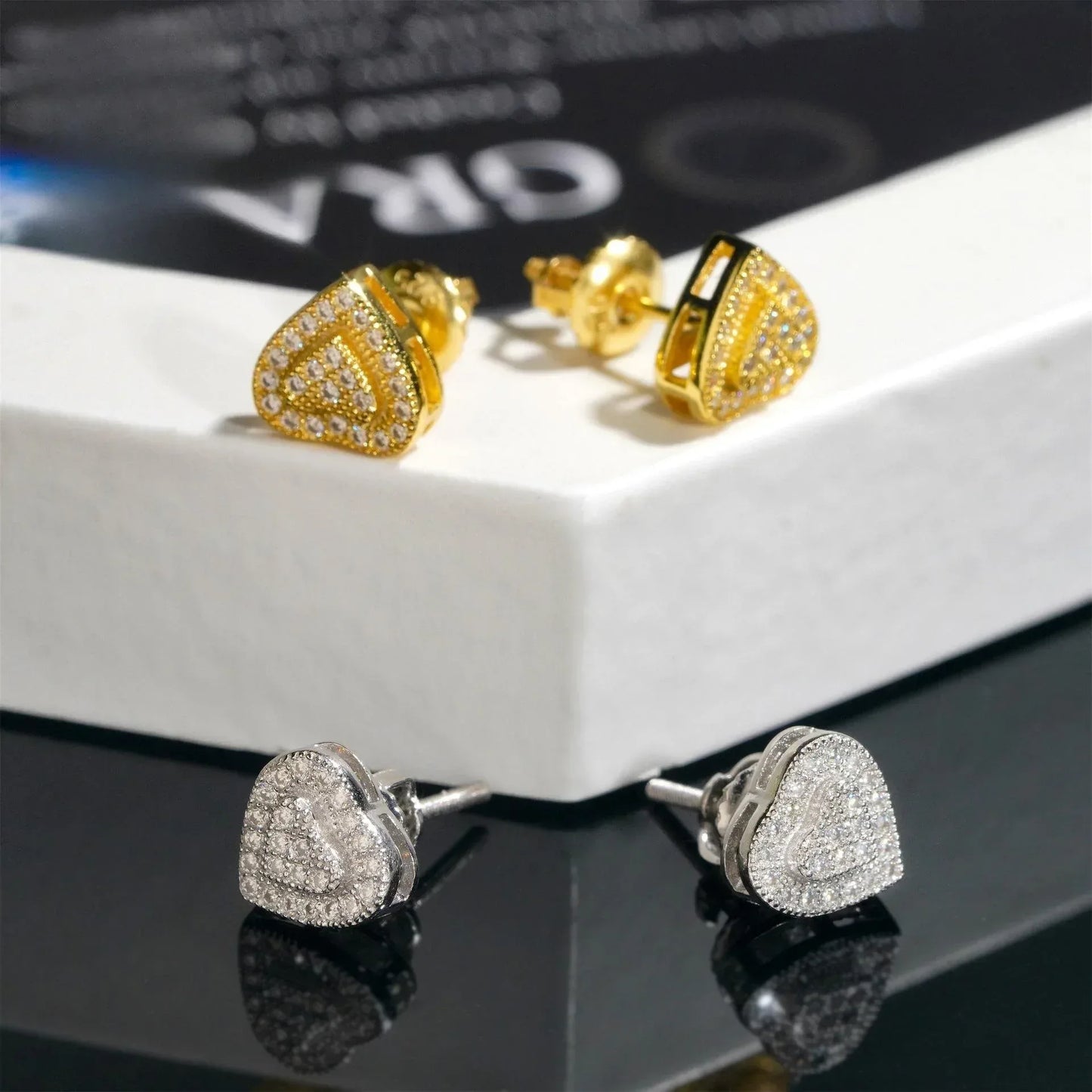 VVS S925 Silver Heart Shape Moissanite Look Earrings - CaratixJewelry