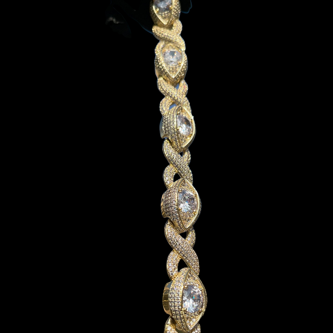 10MM Infinity Eye Cuban Link Iced Out Diamond Bracelet – Luxury Hip Hop Jewelry for Men & Women