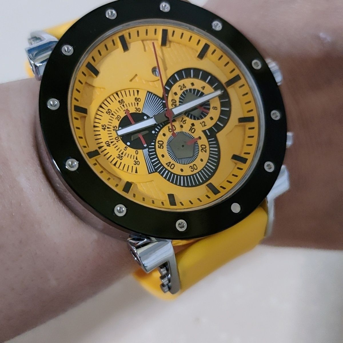 Multi-Function Chronograph Big Face Watch Silicone Band | Caratix