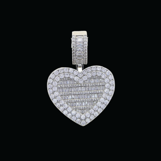 Openable Heart-Shaped Diamond Photo Pendant – Custom Jewelry for Men & Women