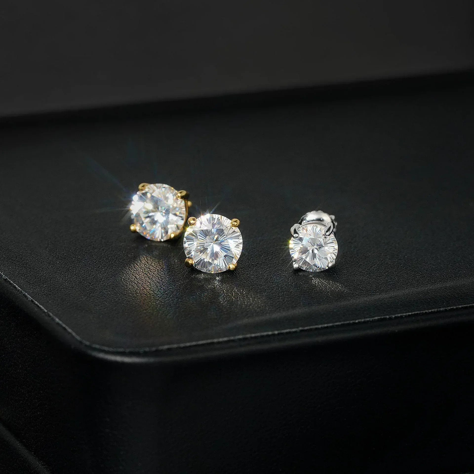 S925 Silver VVS Sakura Cut Moissanite Hip Hop Stud Earrings - CaratixJewelry