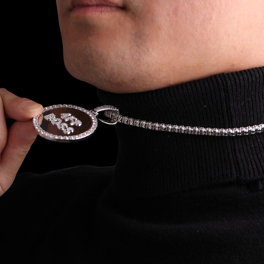 Circle Tennis Iced Out Personalisierter Namensanhänger