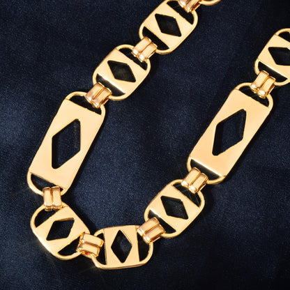CARÁTIX 14mm Rhombus Square Link Chain Necklace – Iced Out Hip Hop Bling Jewelry for Men | Multi-Size Cuban Style - CaratixJewelry
