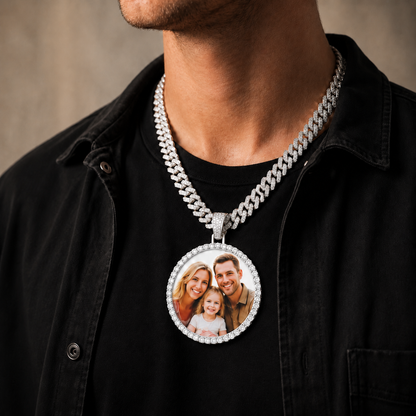 CARATIX 68.5mm Custom Photo Medallion Pendant Necklace