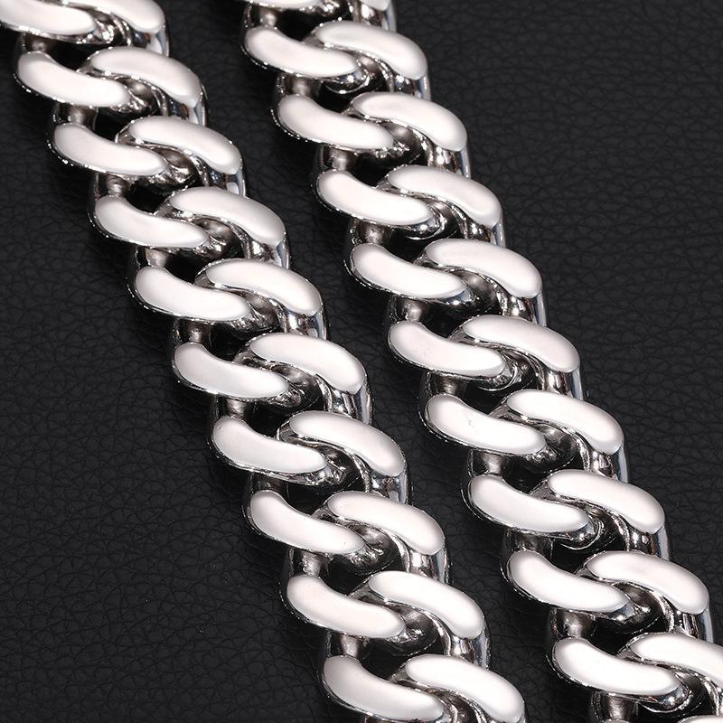 CARÁTIX 20mm Heavy Cuban Link Chain Necklace – 5A+ CZ Iced Out Hip Hop Bling Jewelry for Men | Solid Rapper Gift - CaratixJewelry