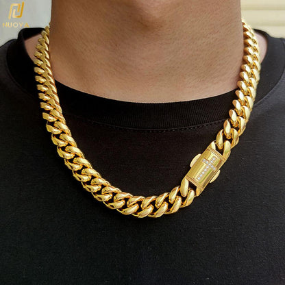 CARÁTIX Stainless Steel Cuban Link Chain Necklace – Golden Clasp Hip Hop Jewelry for Men & Women