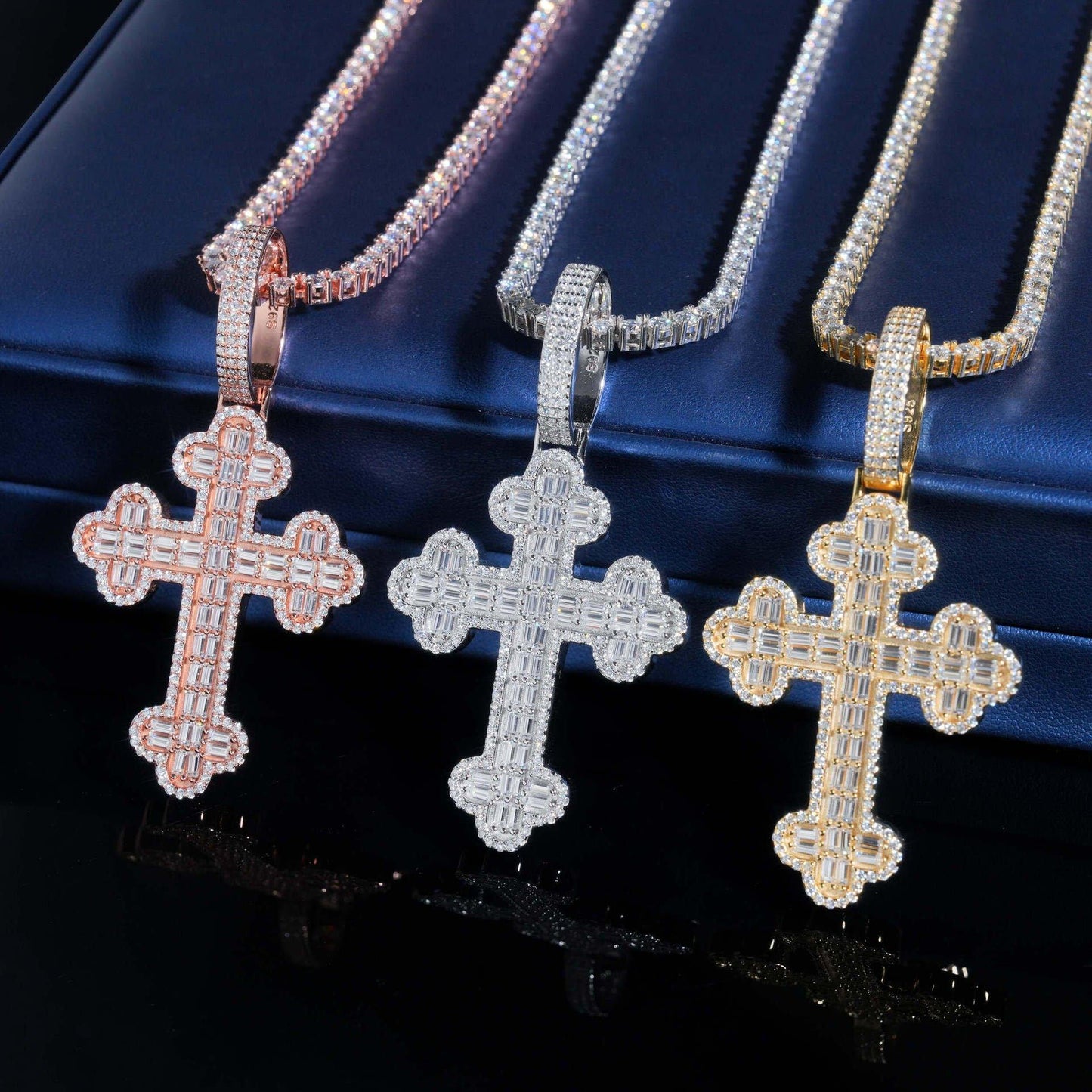 925 Silver Moissanite Cross Pendant – Hip-Hop Style, High-Quality Jewelry - CaratixJewelry