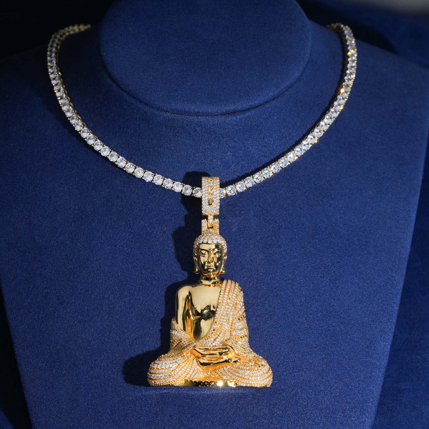 925 Silver Moissanite Pendant – High - End Personalized Jewelry, Unique Statement Piece - CaratixJewelry