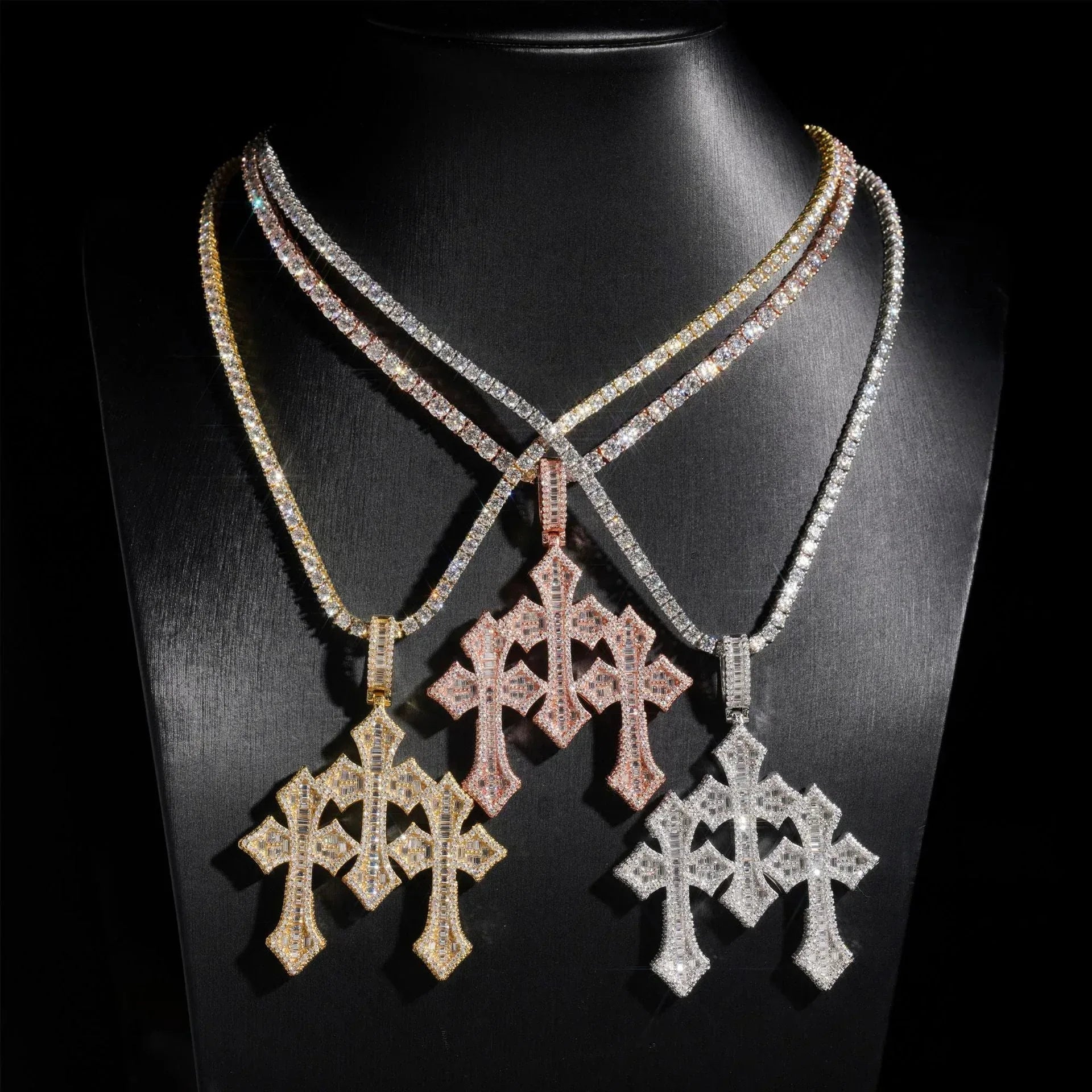 925 Sterling Silver Moissanite Cross Pendant Necklace – Classic Sparkling Christian Jewelry - CaratixJewelry