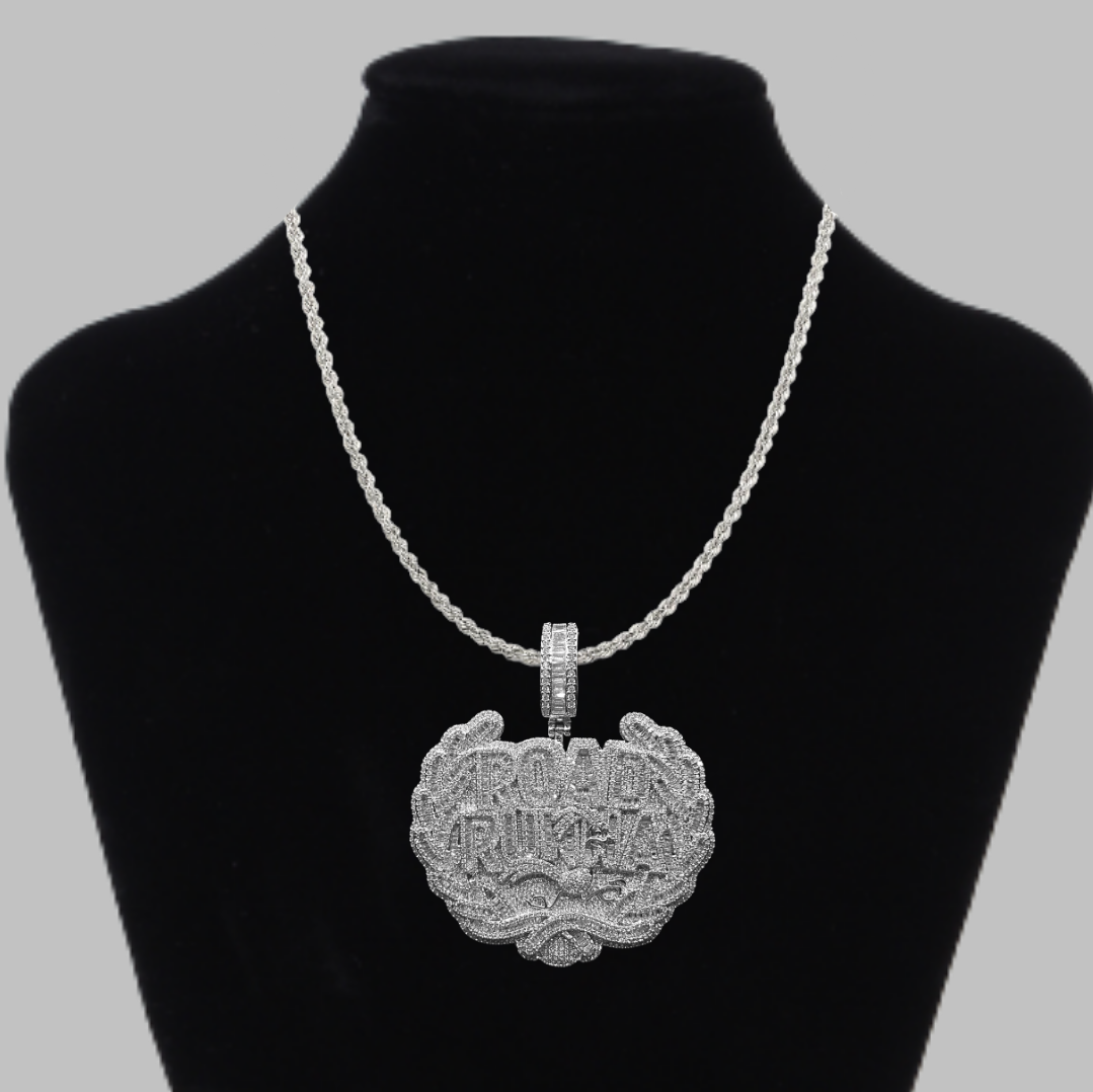 Road Runna Two Tone Badge Iced Out Letter Diamond Pendant Necklace – Custom Hip Hop Jewelry for Men