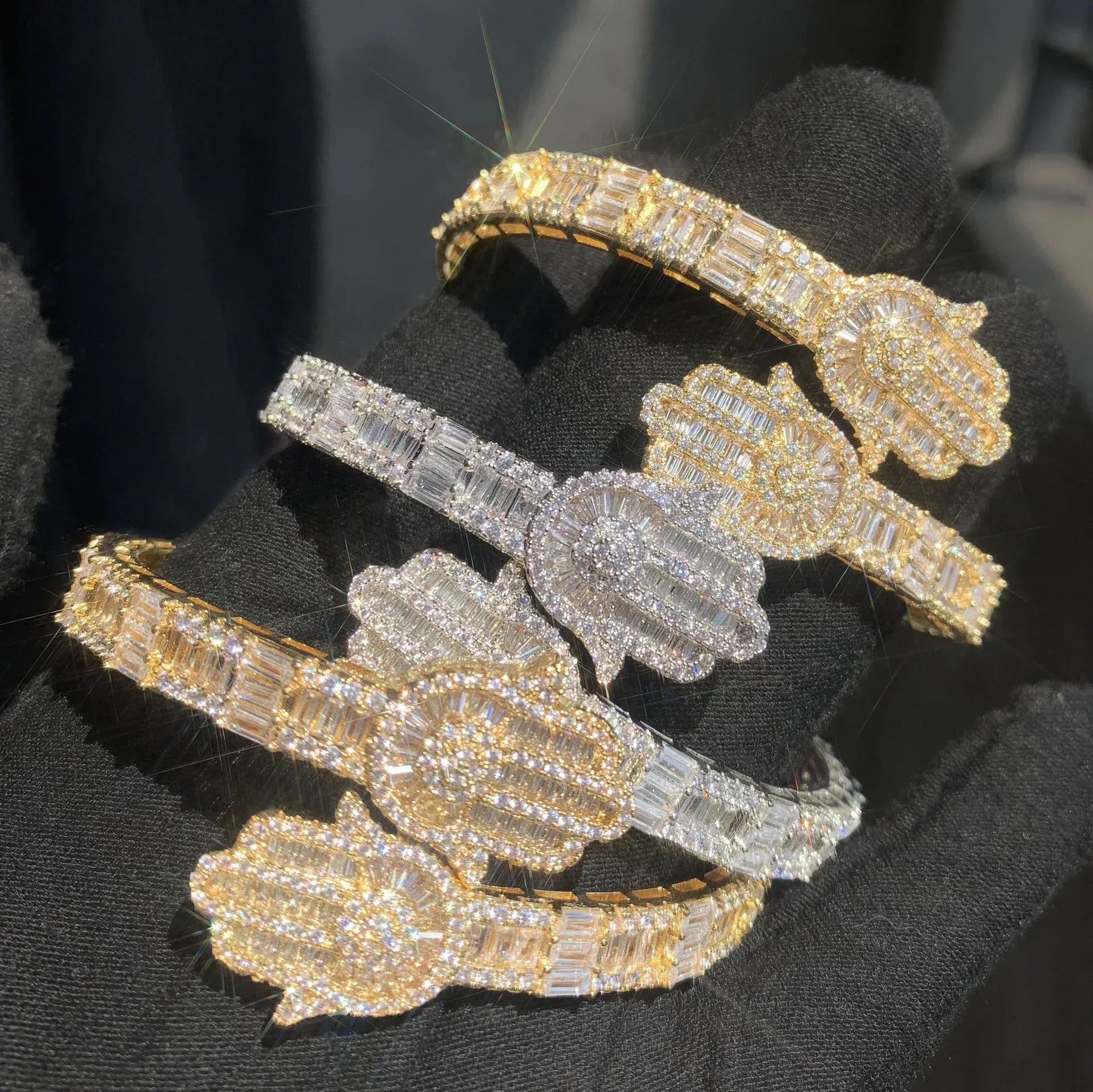 Palm Hand Bracelet with Copper & Zircon | Gold Plated Hip Hop Jewelry | Caratix Jewelry - CaratixJewelry