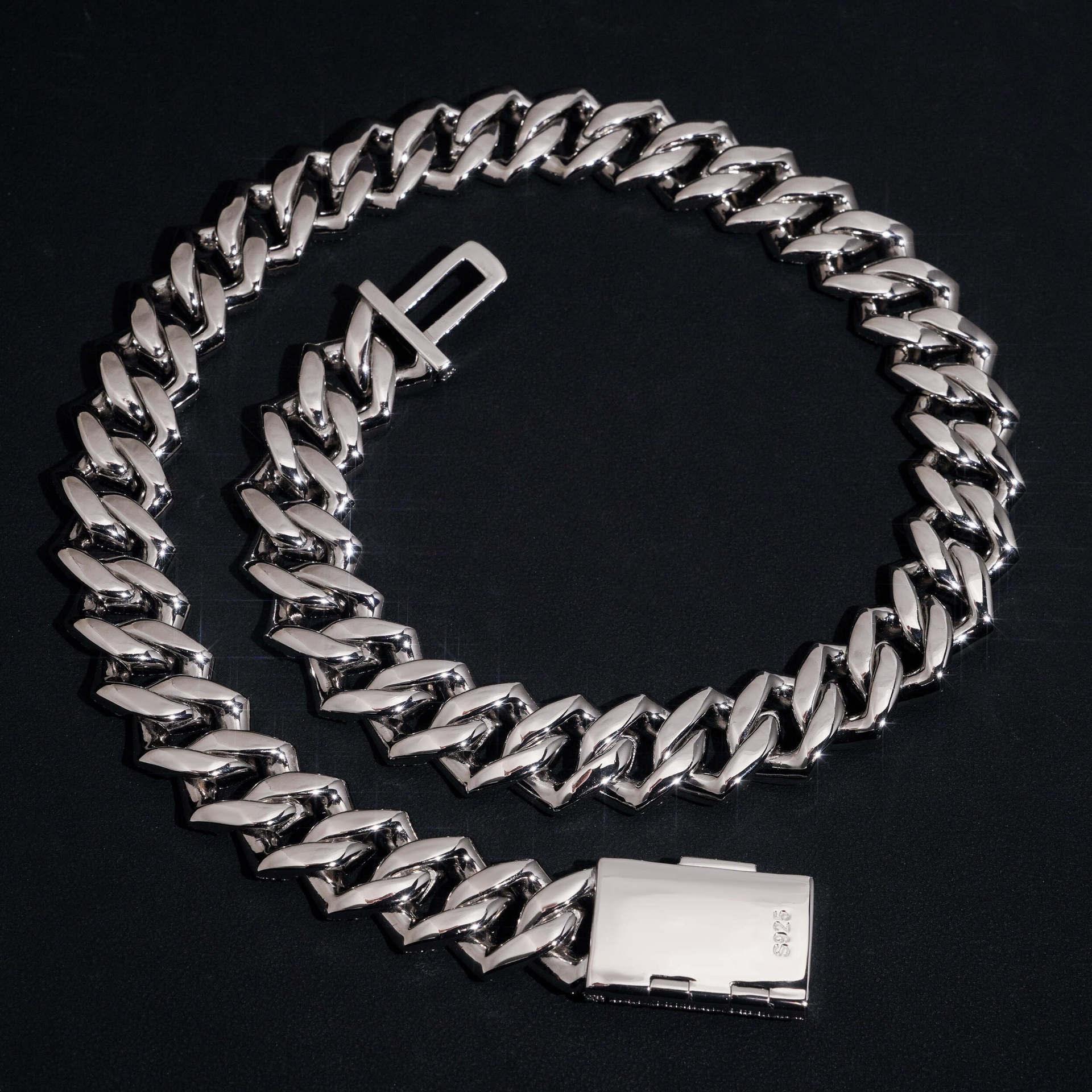 18mm Iced-Out Moissanite Cuban Link Chain – S925 Sterling Silver Hip Hop Streetwear Necklace - CaratixJewelry