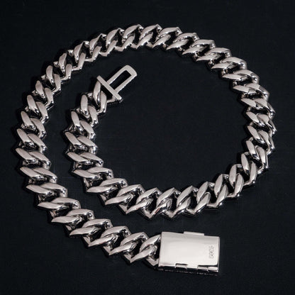 18mm Iced-Out Moissanite Cuban Link Chain – S925 Sterling Silver Hip Hop Streetwear Necklace - CaratixJewelry