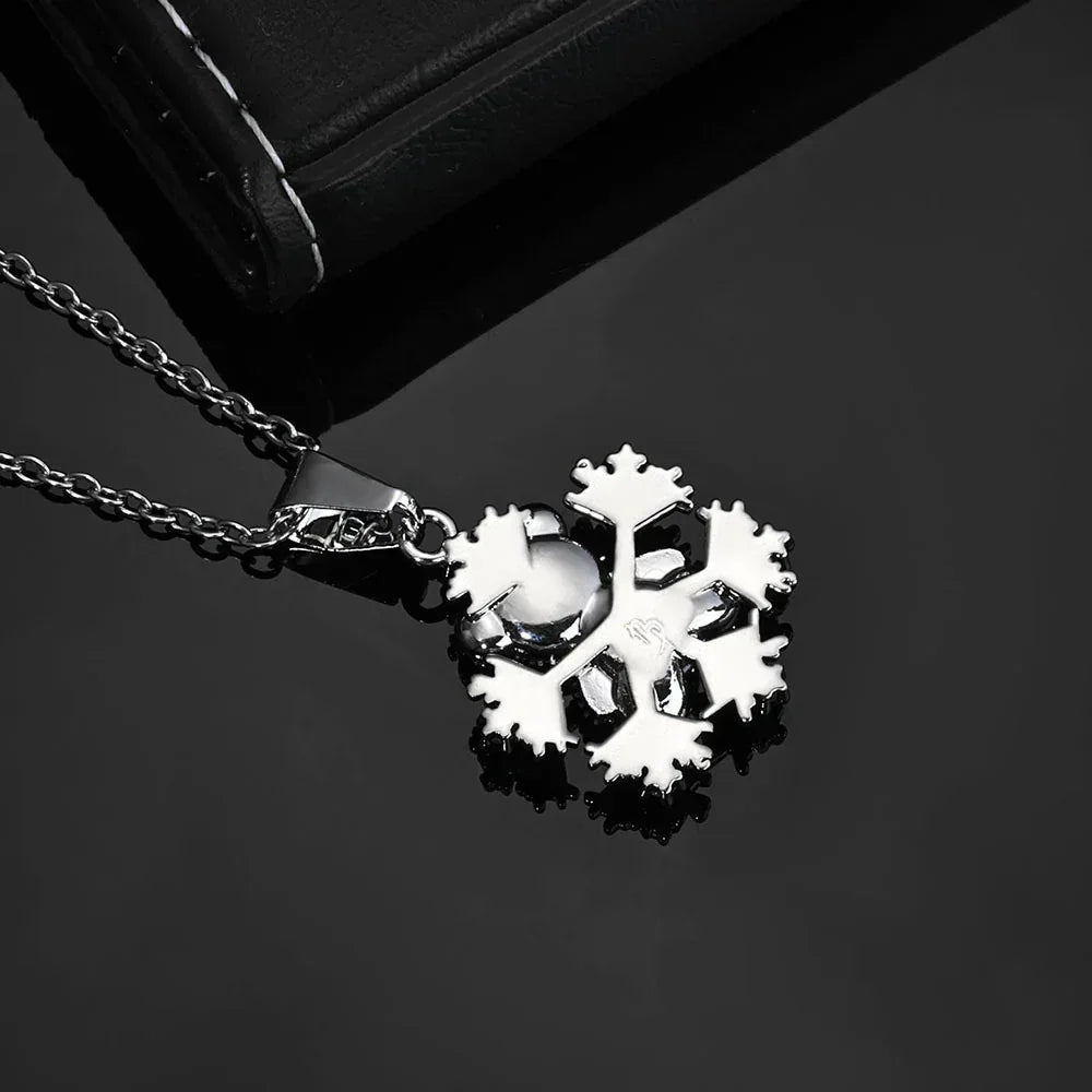 Bear Snowflake Pendant Necklace Zircon Hip Hop Jewelry for Women | Caratix Jewelry - CaratixJewelry