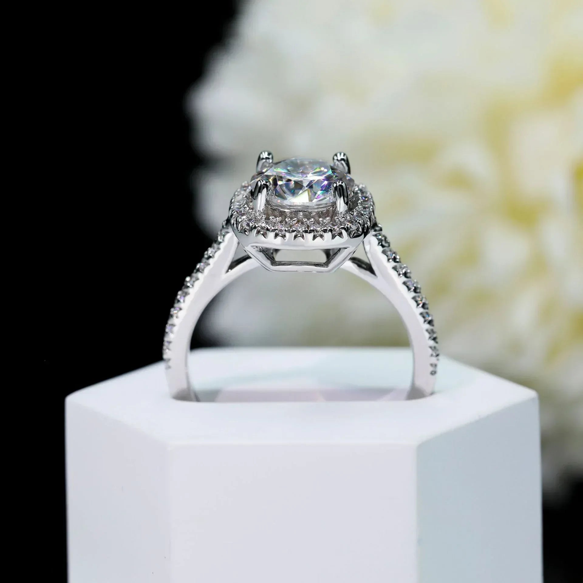 2ct Moissanite Engagement Ring | S925 Silver Luxury Women’s Bridal Jewelry - CaratixJewelry
