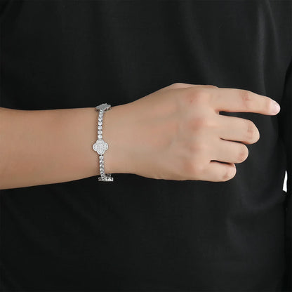 Unisex Single-Row Clover Tennis Bracelet | Iced Out Hip Hop Bling Fashion Handpiece | Caratix - CaratixJewelry