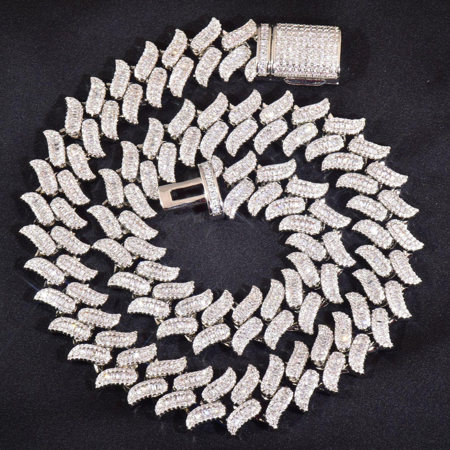 15mm Beard Step Cut Cuban Chain Necklace with Copper & Zircon - CaratixJewelry