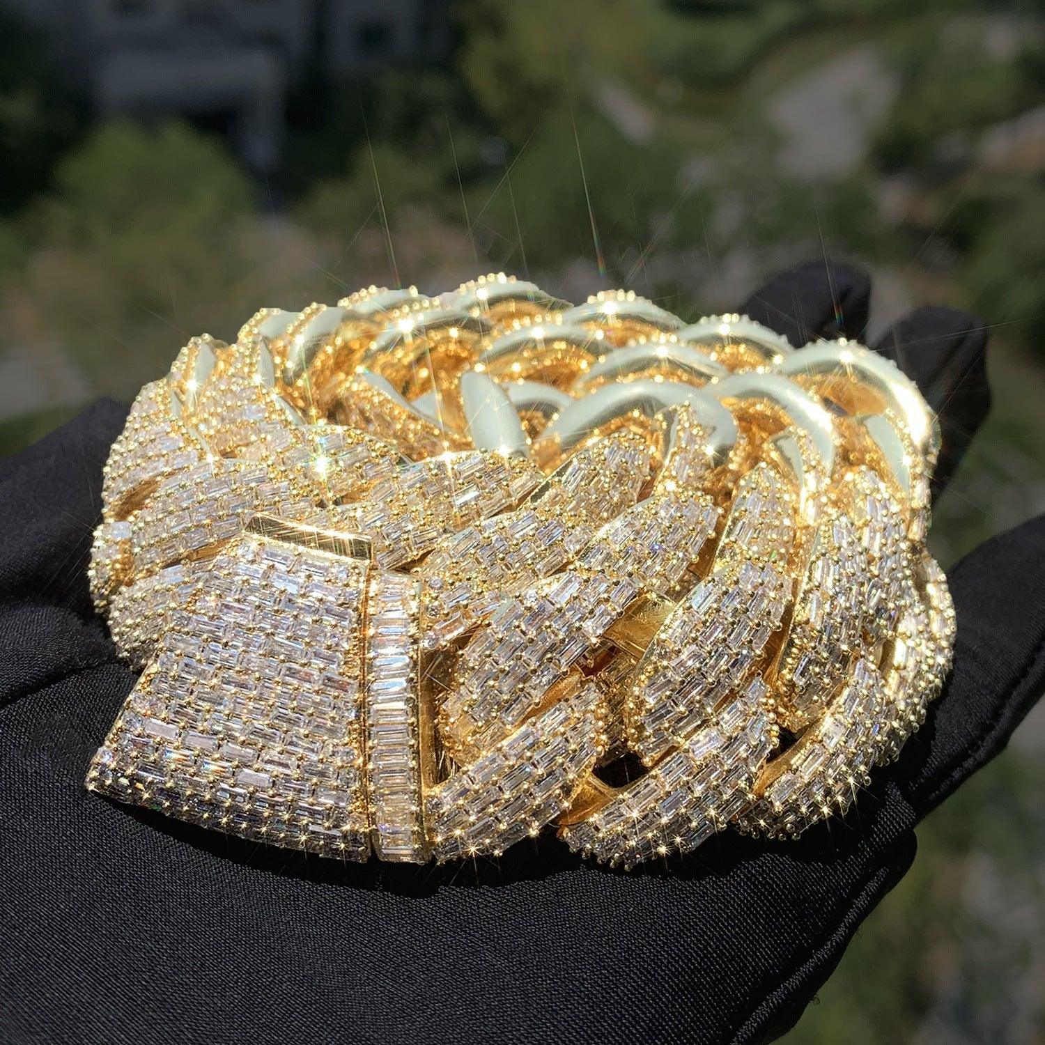 T-Shape Cuban Chain Necklace with Crescent Slanted Clasp | Hip Hop Street Jewelry | Caratix Jewelry - CaratixJewelry