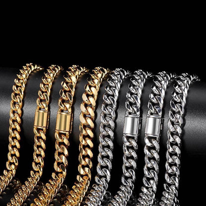 Cuban Chain Necklace with Flip Clasp and Polished Finish for Men | Titanium Steel and Stainless Steel | Caratix Jewelry - CaratixJewelry