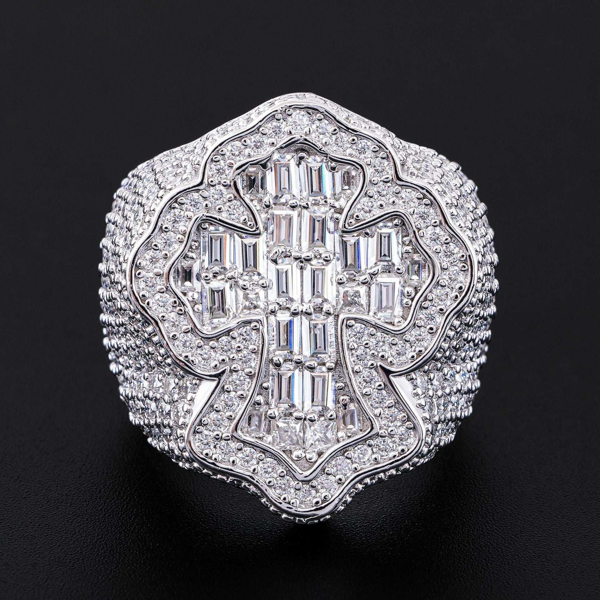 D-Color VVS Step-Cut Moissanite Ring | S925 Silver Unisex Iced Out Fashion Jewelry - CaratixJewelry