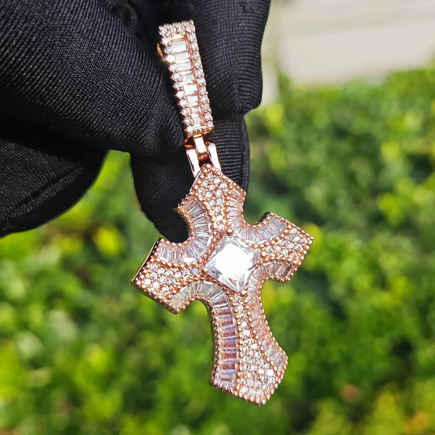 Iced Out Cross Pendant Necklace for Men – Hip Hop CZ - CaratixJewelry