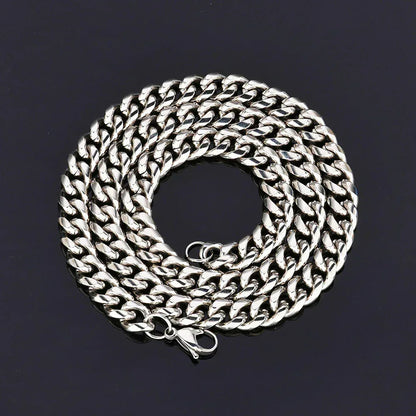 Rounded Cuban Chain Necklace with Lobster Clasp 18K Gold Plated for Men | Caratix Jewelry - CaratixJewelry