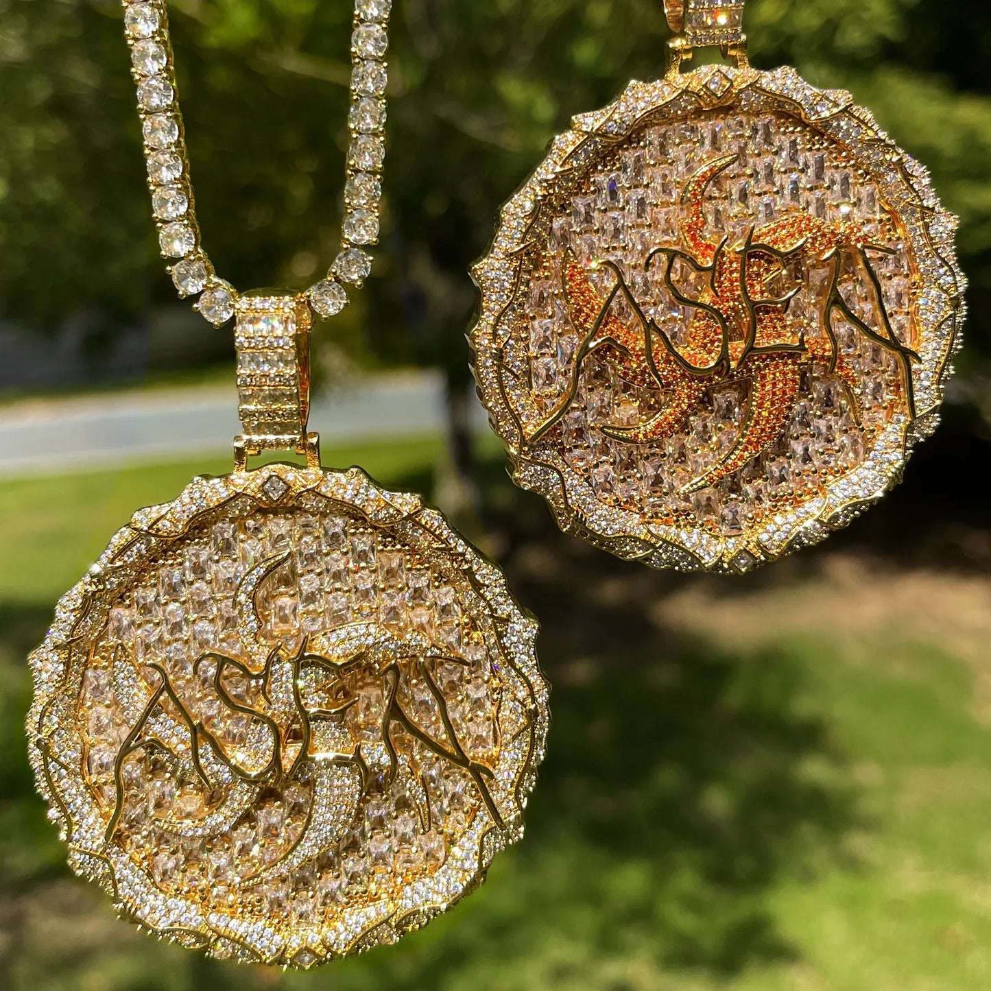 Luxury Multi-Color Iced Out Thorn Medallion Pendant | Men's Hip Hop Rainbow Zircon Disc Necklace | Premium Copper Full Circle Pendant | Caratix - CaratixJewelry