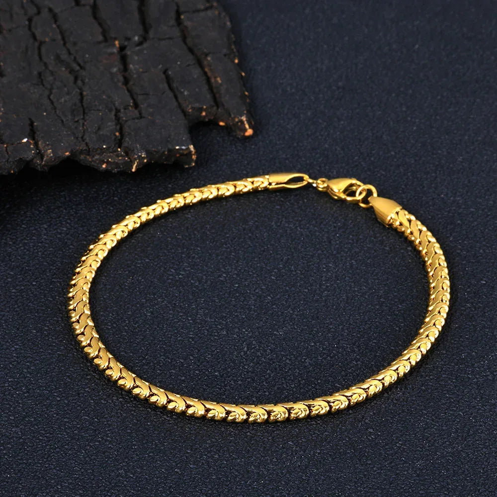 Custom 4mm Slim Stainless Steel Bracelet | Classic Silver Chain Style for Men | Caratix - CaratixJewelry