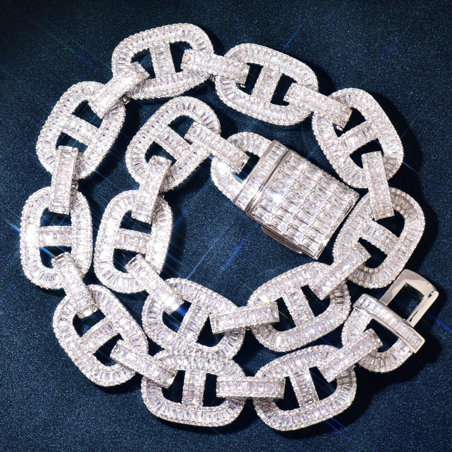 Pig Nose Cuban Chain Necklace with Copper & Zircon | Hip Hop Rapper Jewelry for Men | Caratix Jewelry - CaratixJewelry