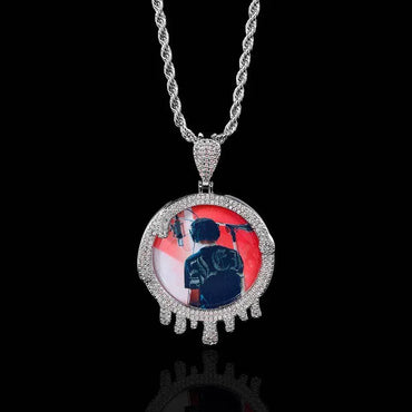 Custom Geometric Water Drop Photo Frame Pendant Necklace with Micro-Pave Zircon Stones | Caratix Jewelry - CaratixJewelry