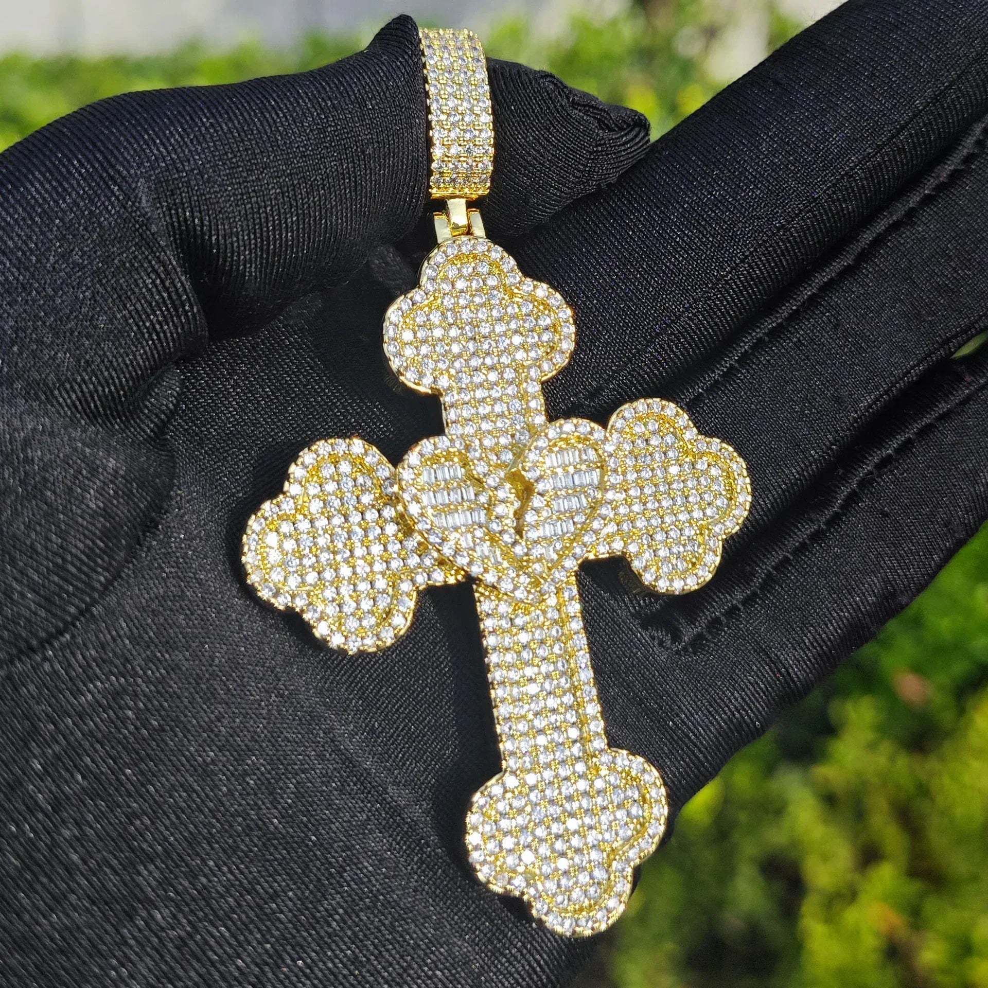 Broken Heart Cross Pendant Necklace – Hip Hop CZ Trendy - CaratixJewelry