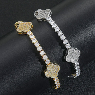 Unisex Single-Row Clover Tennis Bracelet | Iced Out Hip Hop Bling Fashion Handpiece | Caratix - CaratixJewelry
