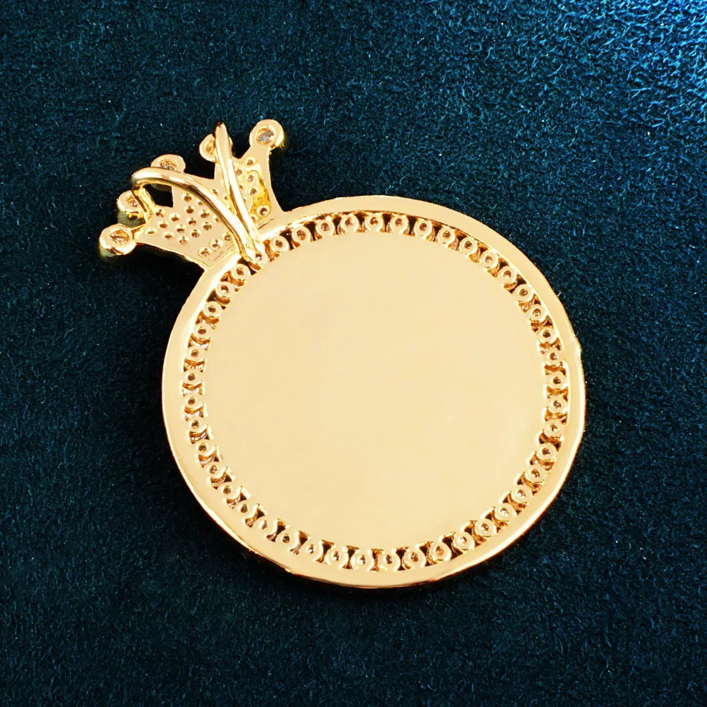 Crown Photo Frame Pendant | Iced Out CZ Custom Picture Hip Hop DIY Necklace - CaratixJewelry