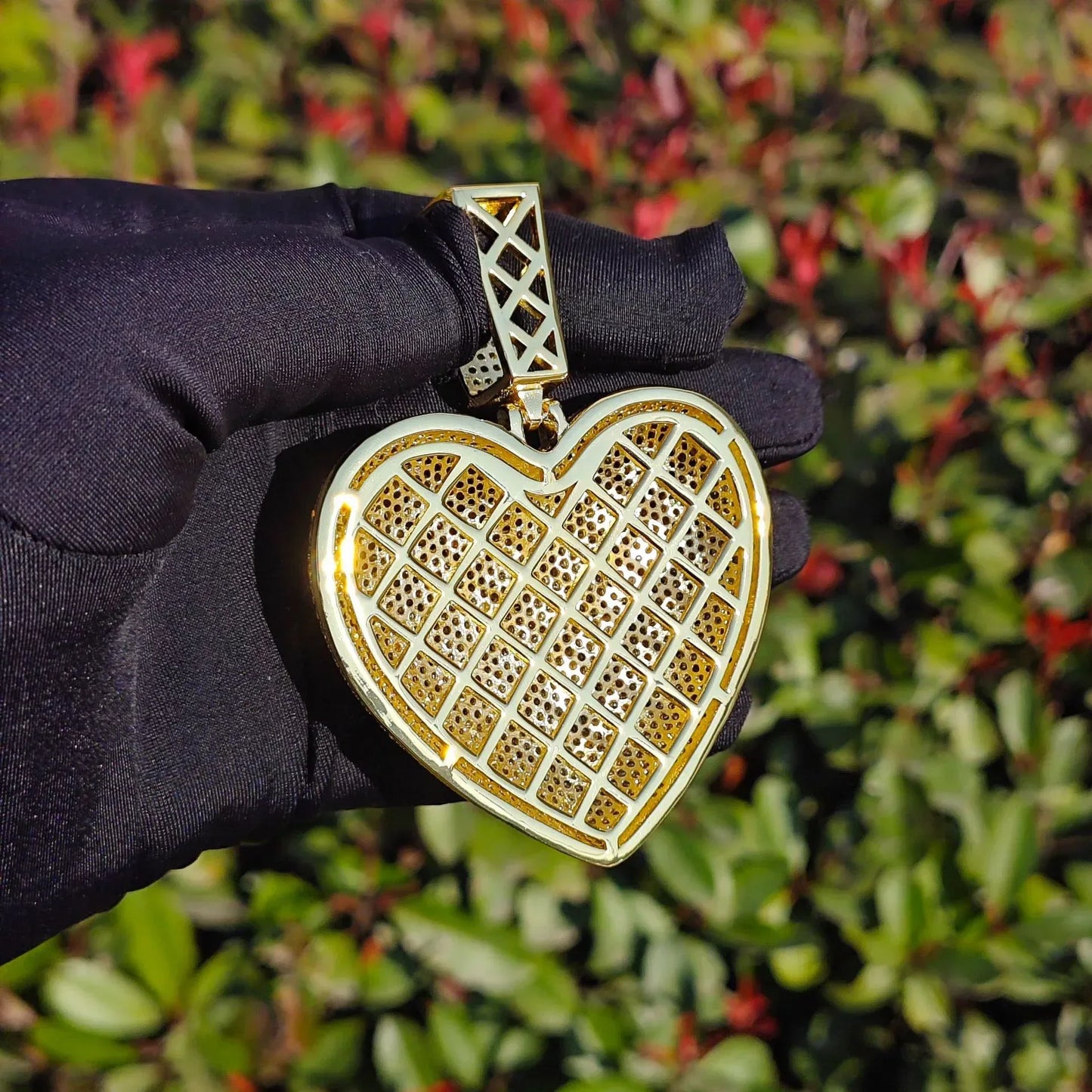 Iced Out Big Heart Pendant Cuban Chain Necklace – Hip Hop CZ Heavy Luxury Jewelry - CaratixJewelry