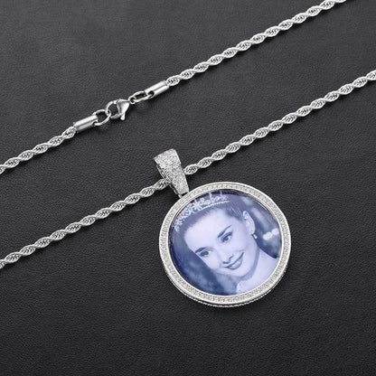Round Photo Pendant Necklace with Zircon and Memory Frame | Trendy Hip Hop Jewelry | Caratix Jewelry - CaratixJewelry