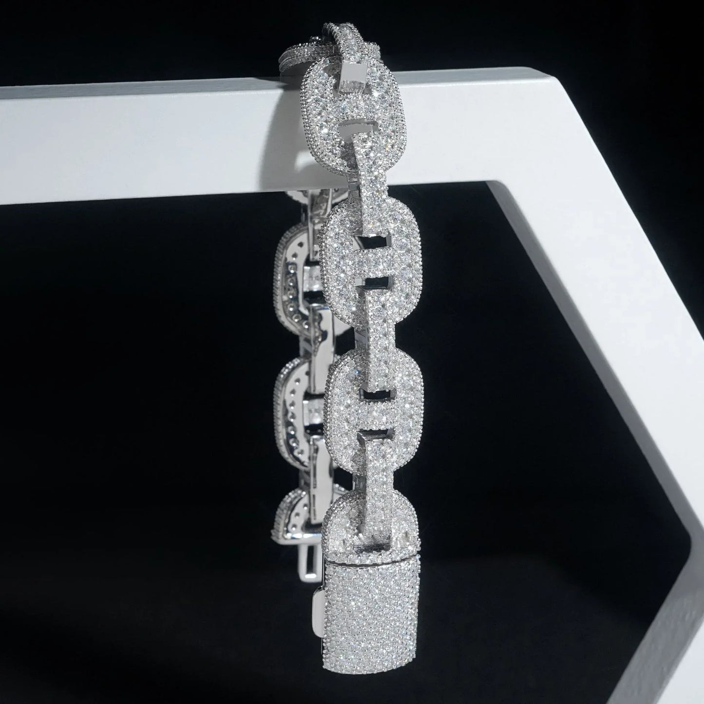 15mm Moissanite Figure-Eight Cuban Link | S925 Silver Men’s Hip Hop Jewelry - CaratixJewelry