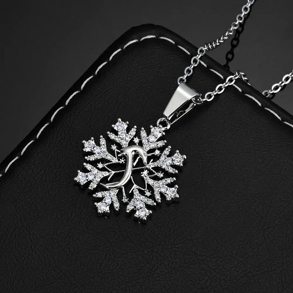 Snake Snowflake Pendant Necklace Zircon Hip Hop Jewelry | Caratix Jewelry - CaratixJewelry