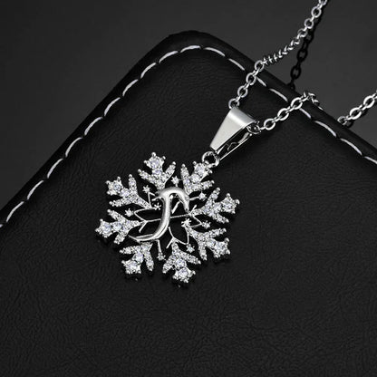 Snake Snowflake Pendant Necklace Zircon Hip Hop Jewelry | Caratix Jewelry - CaratixJewelry