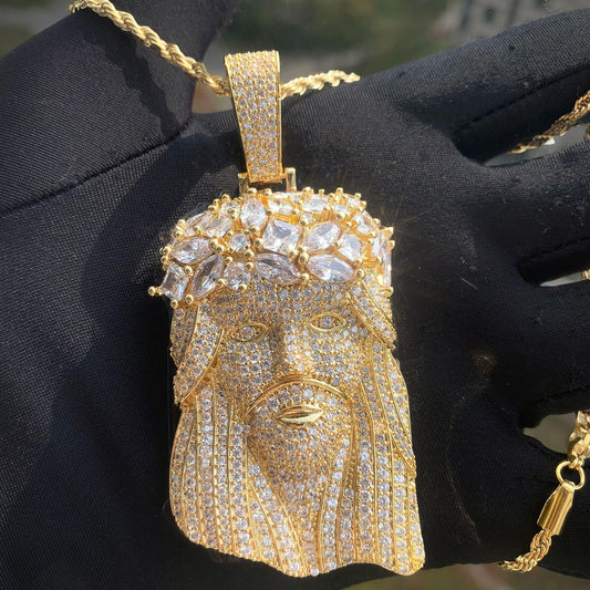 Iced Out Jesus Pendant Necklace for Men – Hip Hop CZ Streetwear Bling Jewelry - CaratixJewelry