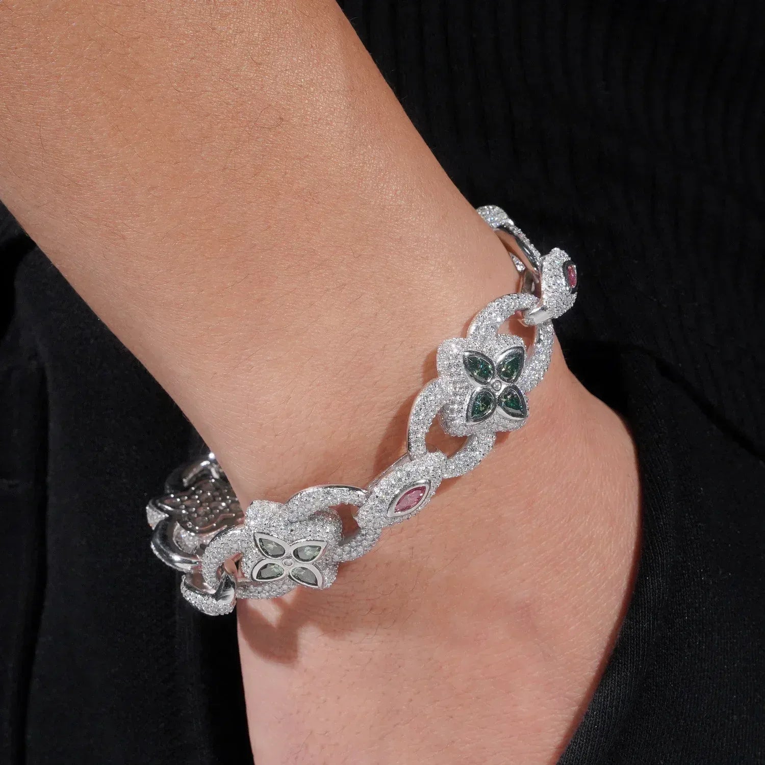 20mm Four-Leaf Clover Moissanite Cuban Link Bracelet – S925 Sterling Silver Iced-Out Hip Hop Streetwear Jewelry - CaratixJewelry