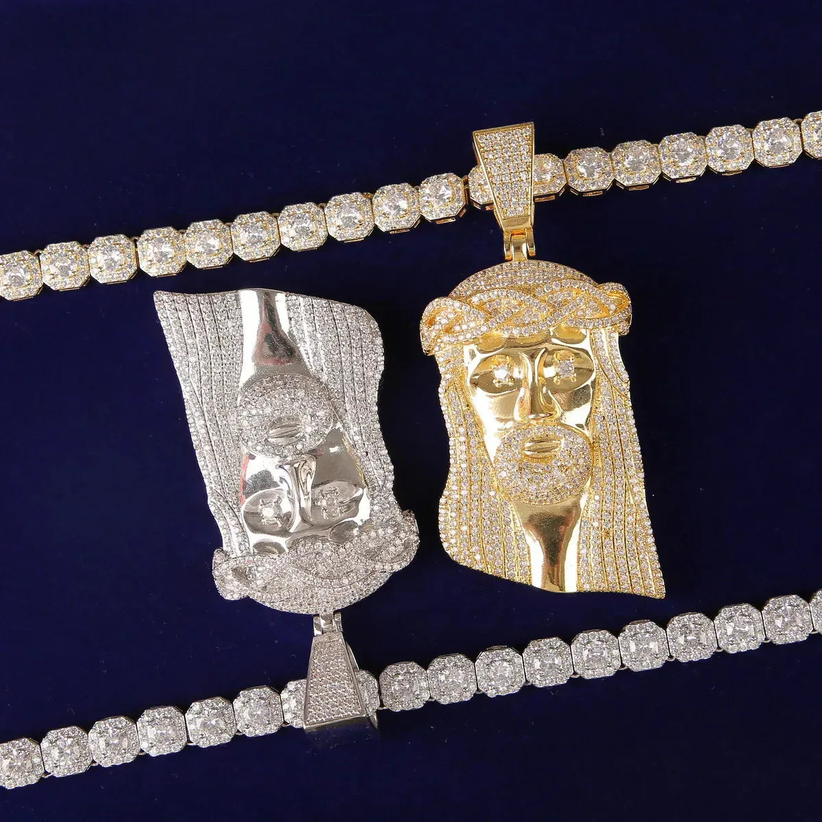 Large Iced Out Jesus Head Pendant | Big Face Messiah Necklace | Unisex Hip Hop Rock Jewelry | Copper CZ Bling | Caratix - CaratixJewelry