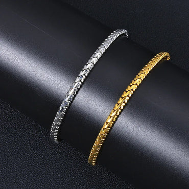 Custom 4mm Slim Stainless Steel Bracelet | Classic Silver Chain Style for Men | Caratix - CaratixJewelry