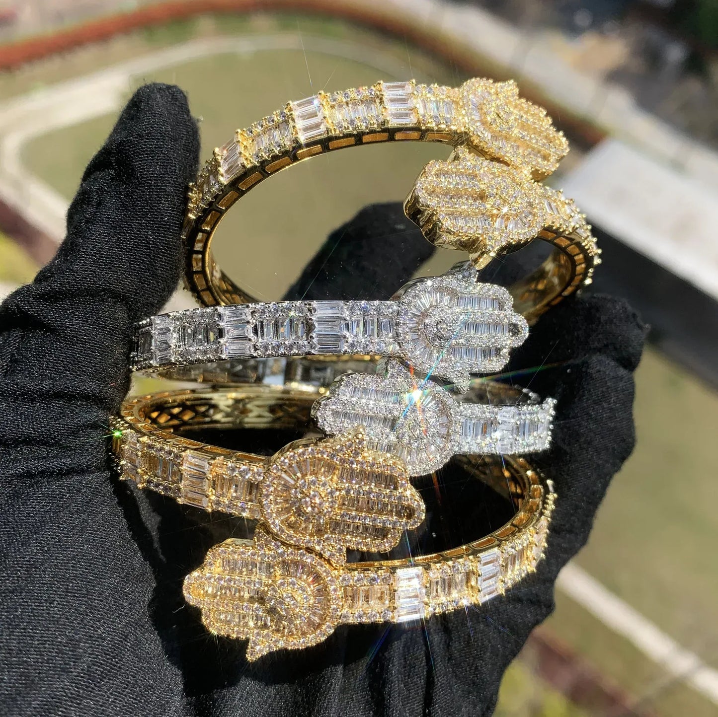 Palm Hand Bracelet with Copper & Zircon | Gold Plated Hip Hop Jewelry | Caratix Jewelry - CaratixJewelry