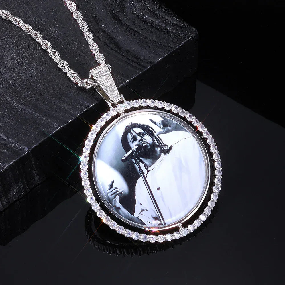 Photo Pendant Necklace Rotating Frame Zircon for Men | Caratix Jewelry - CaratixJewelry