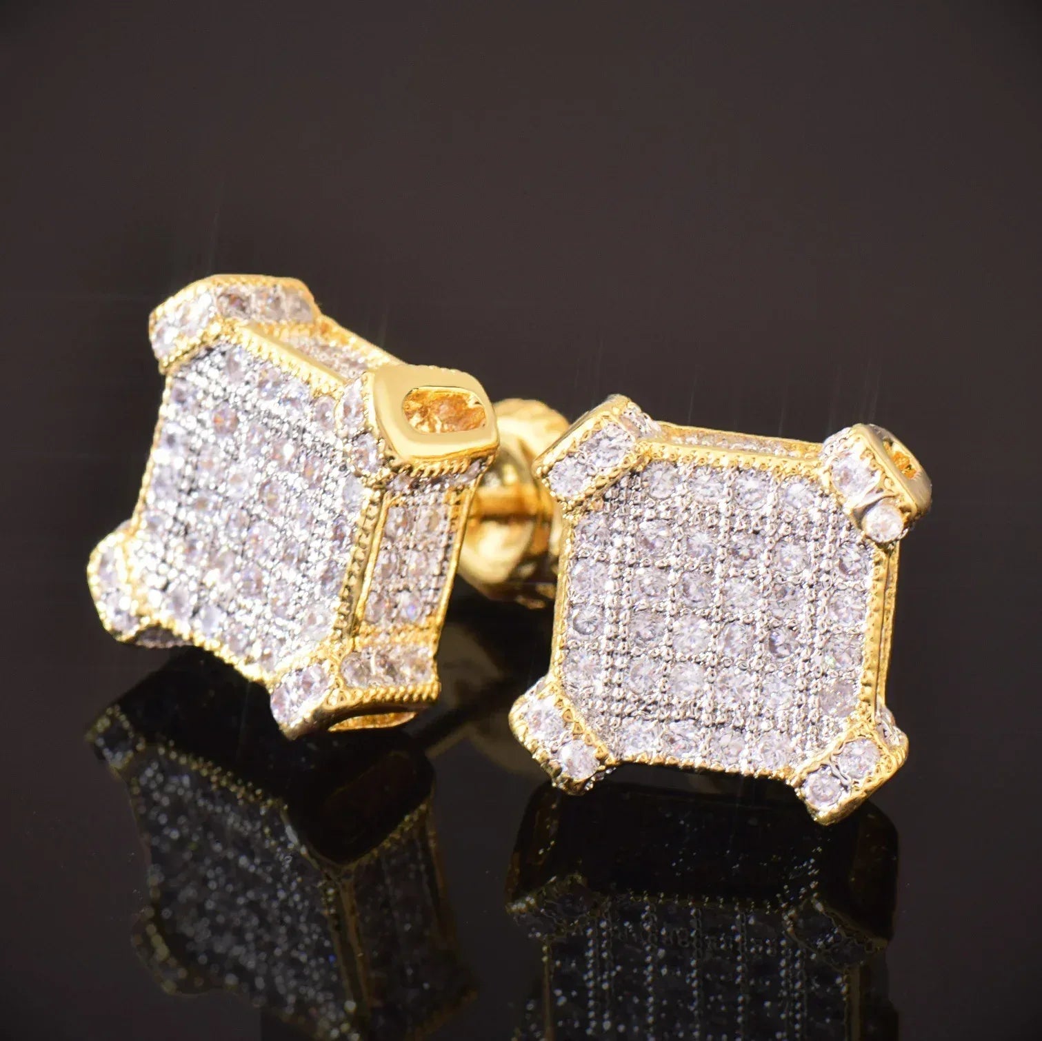 Square Stud Earrings with Zircon | Trendy & Minimalist Hip Hop Jewelry for Men & Women | Caratix Jewelry - CaratixJewelry