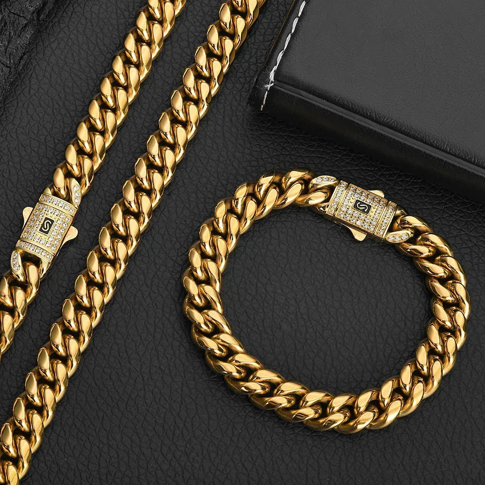 Custom Stainless Steel Cuban Link with Clasp | High-Quality Gold Chain for Rapper | Caratix - CaratixJewelry
