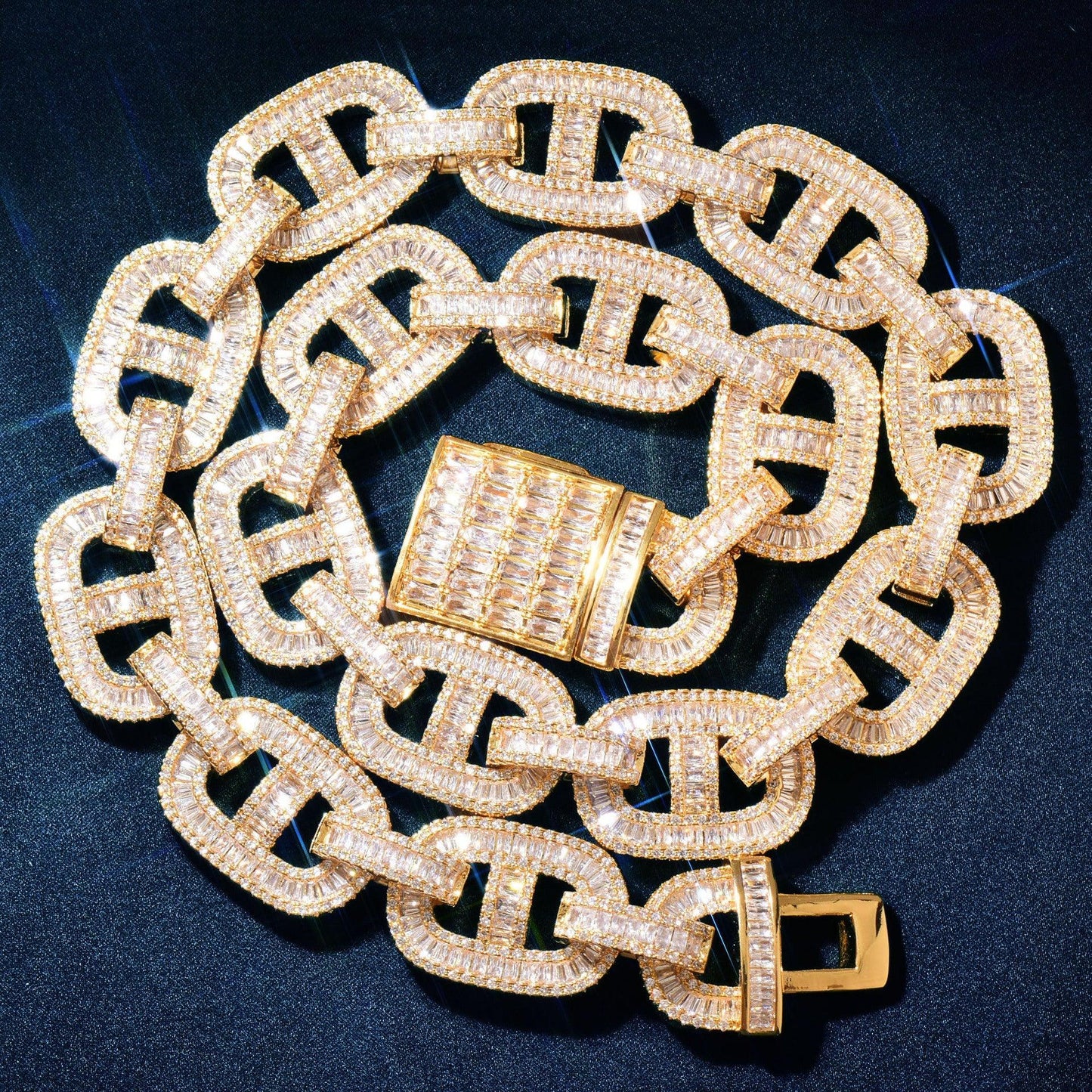 Pig Nose Cuban Chain Necklace with Copper & Zircon | Hip Hop Rapper Jewelry for Men | Caratix Jewelry - CaratixJewelry